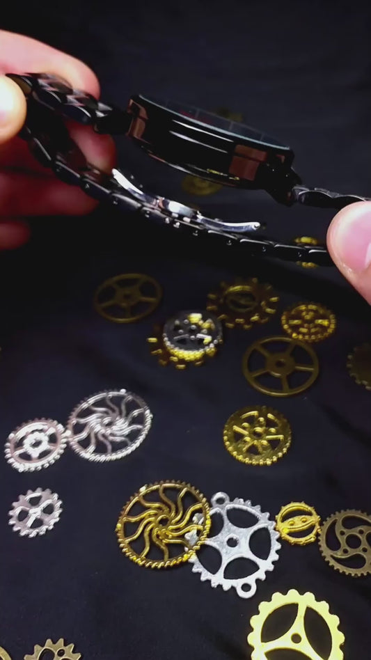 Rotating Wheel Watch Three-Dimensional Hollow